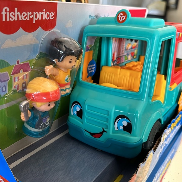 Little People Serve it up Talking Taco Food Truck New Fisheries-Price Great Gift - Picture 4 of 11